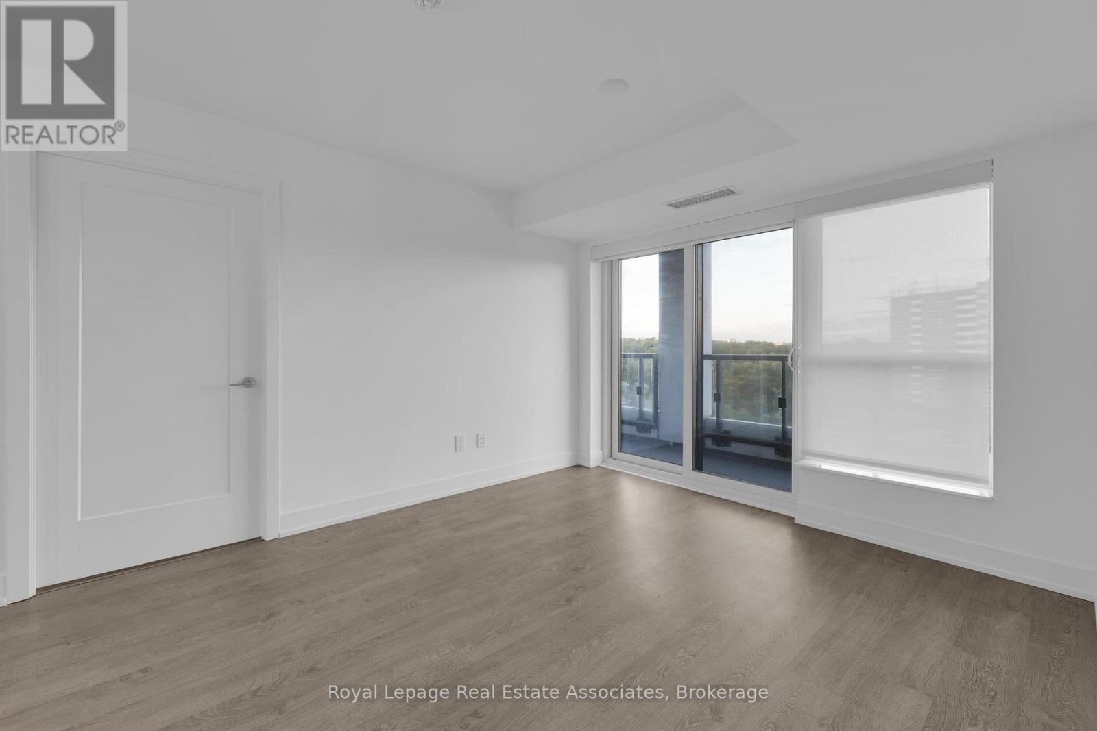 636 - 5 Mabelle Avenue, Toronto, Ontario  M9A 0C8 - Photo 6 - W12359652