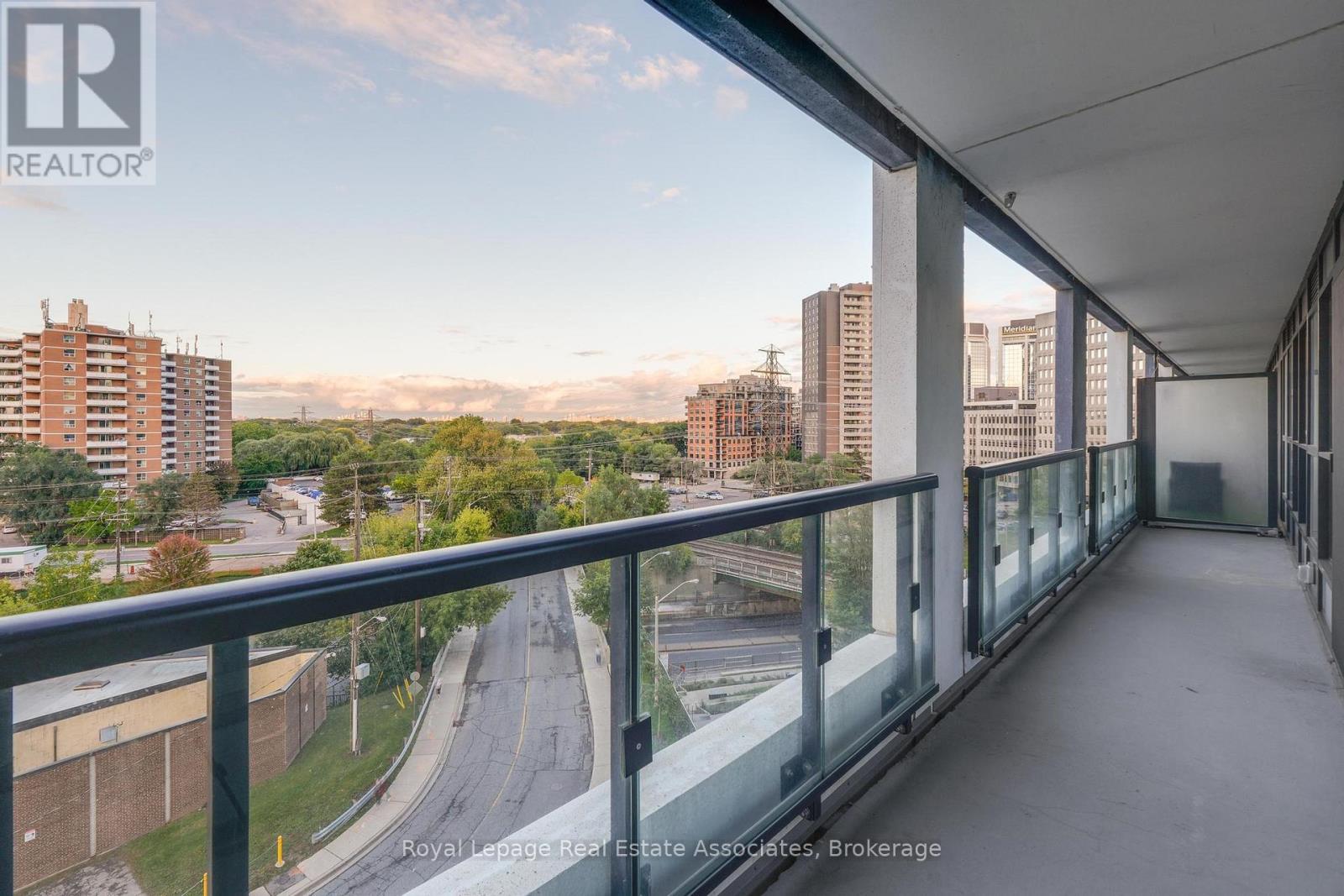 636 - 5 Mabelle Avenue, Toronto, Ontario  M9A 0C8 - Photo 9 - W12359652