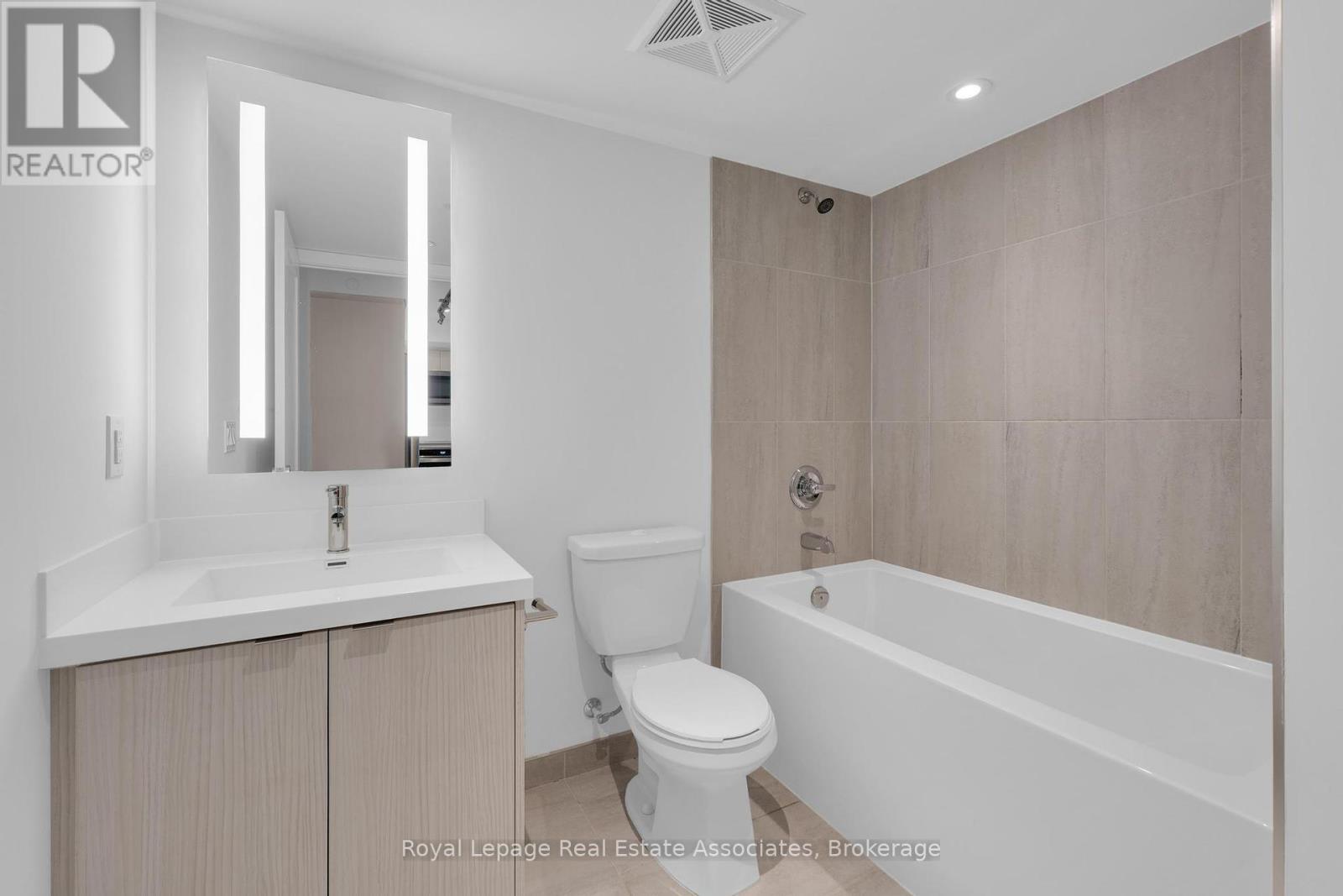 636 - 5 Mabelle Avenue, Toronto, Ontario  M9A 0C8 - Photo 14 - W12359652