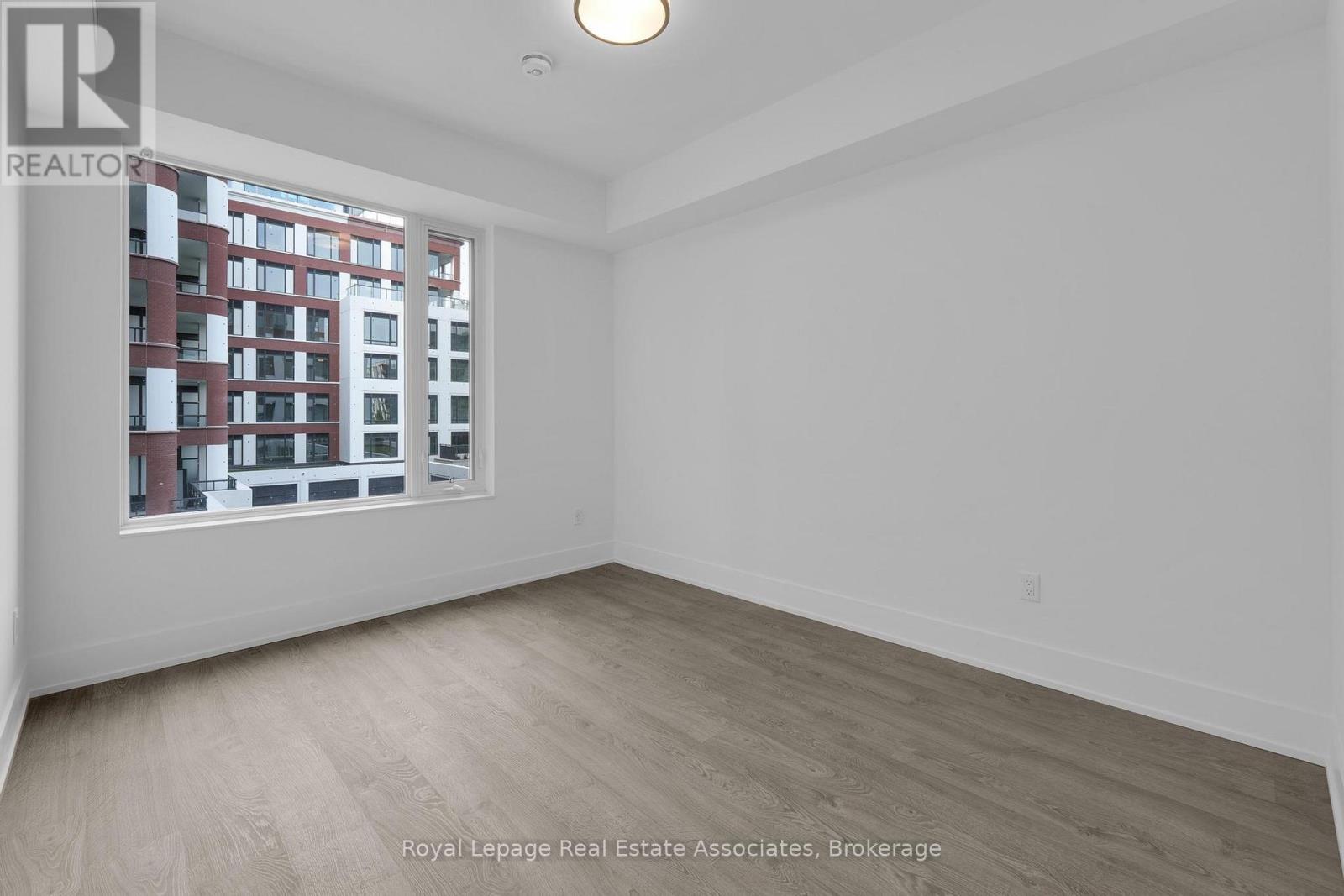 302 - 259 The Kingsway, Toronto, Ontario  M9A 0G2 - Photo 11 - W12425014