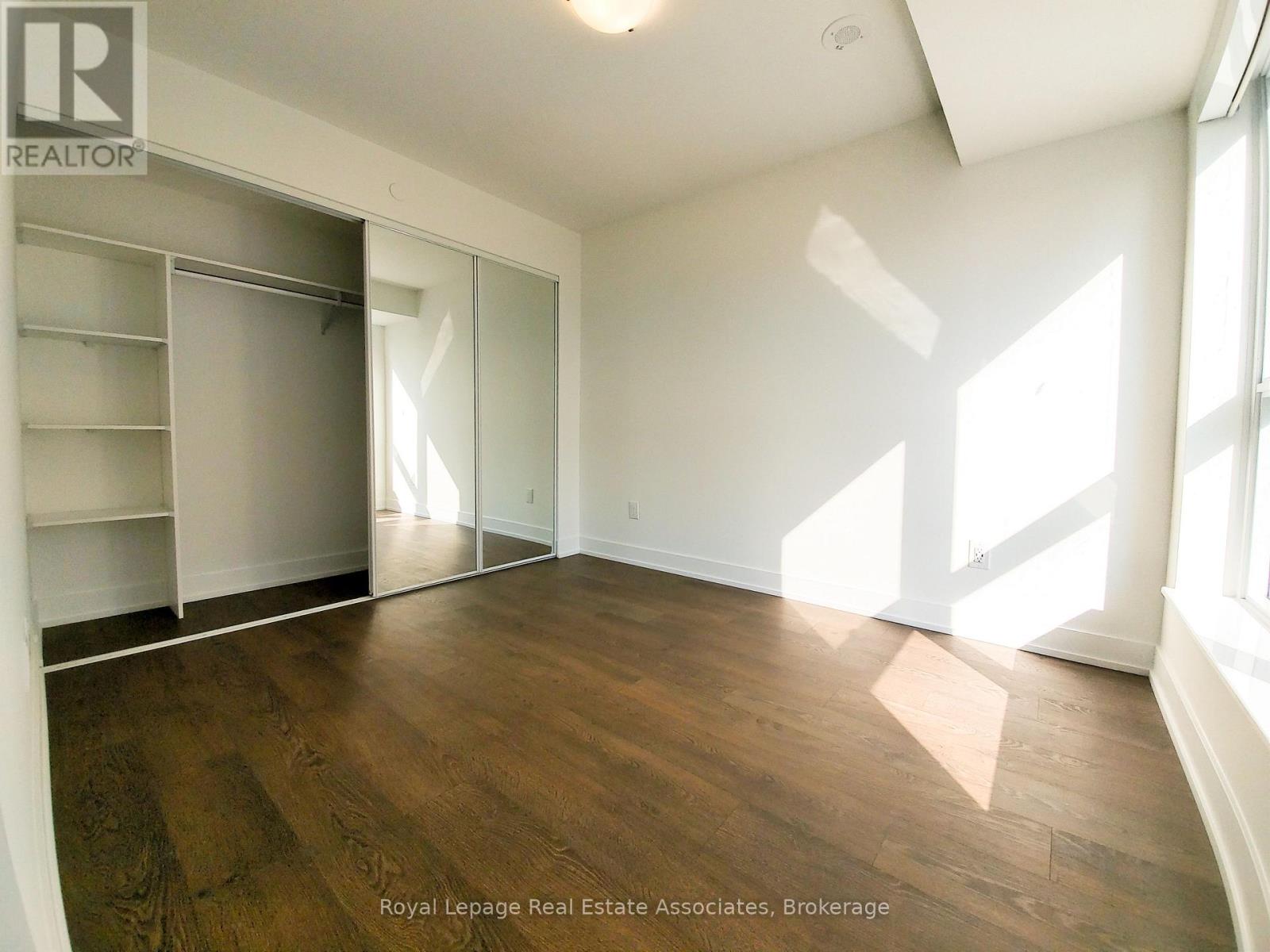 1531 - 5 Mabelle Avenue, Toronto, Ontario  M9A 0C8 - Photo 4 - W12428532