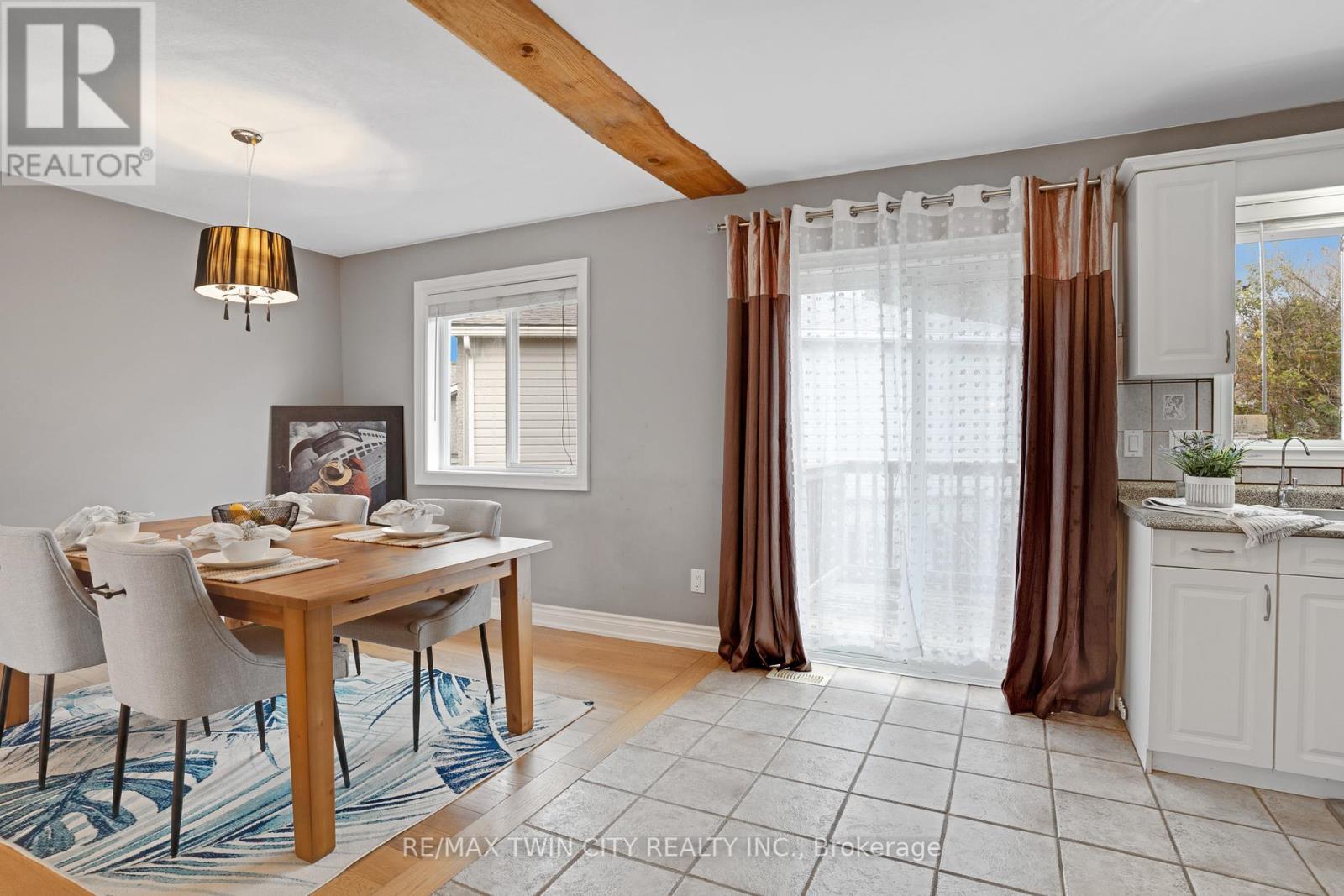 175 Stirling Macgregor Drive, Cambridge, Ontario  N1S 4Z8 - Photo 14 - X12428856
