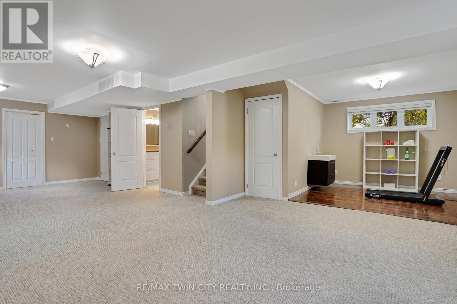 175 Stirling Macgregor Drive, Cambridge, Ontario  N1S 4Z8 - Photo 29 - X12428856