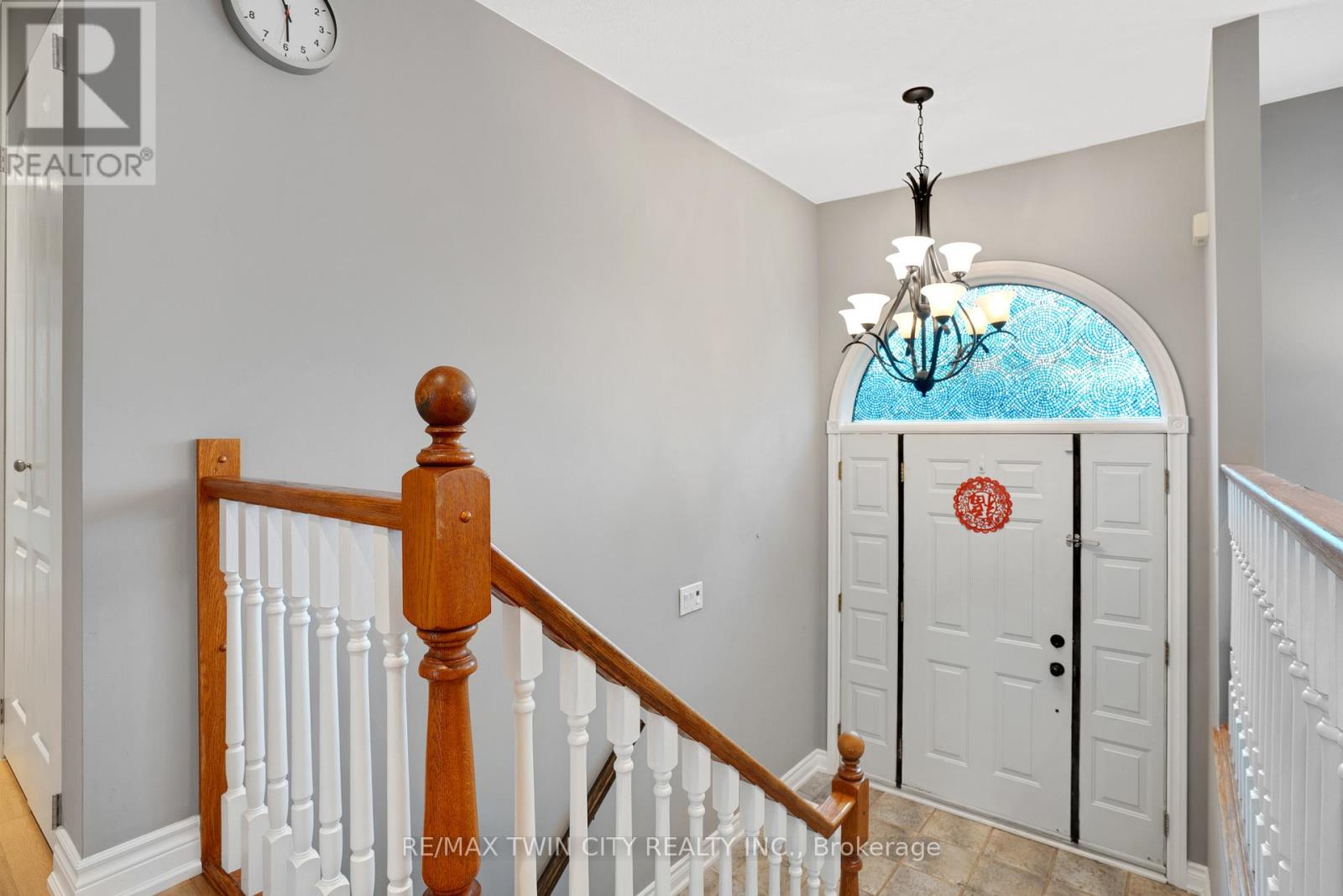 175 Stirling Macgregor Drive, Cambridge, Ontario  N1S 4Z8 - Photo 4 - X12428856