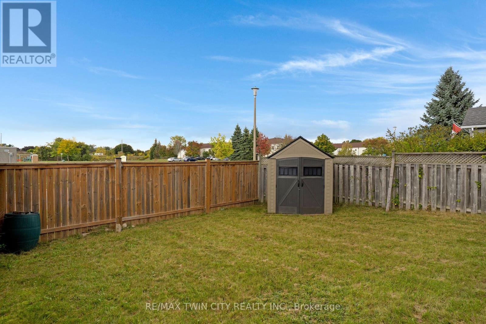 175 Stirling Macgregor Drive, Cambridge, Ontario  N1S 4Z8 - Photo 44 - X12428856