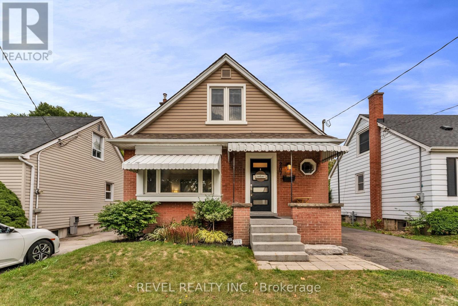 207 AUBURN AVENUE, Hamilton, Ontario