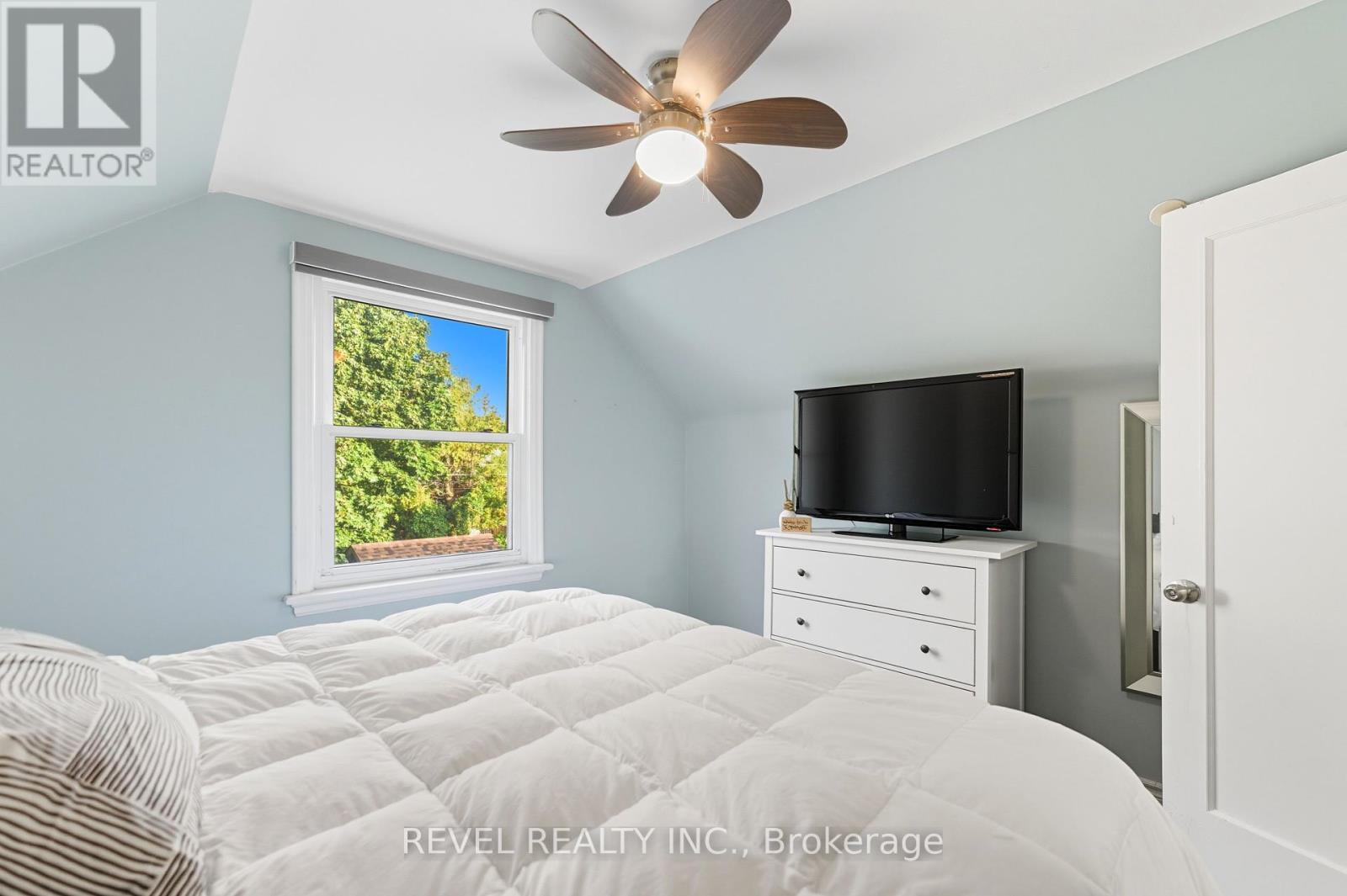 207 Auburn Avenue, Hamilton, Ontario  L8K 3B4 - Photo 23 - X12428871