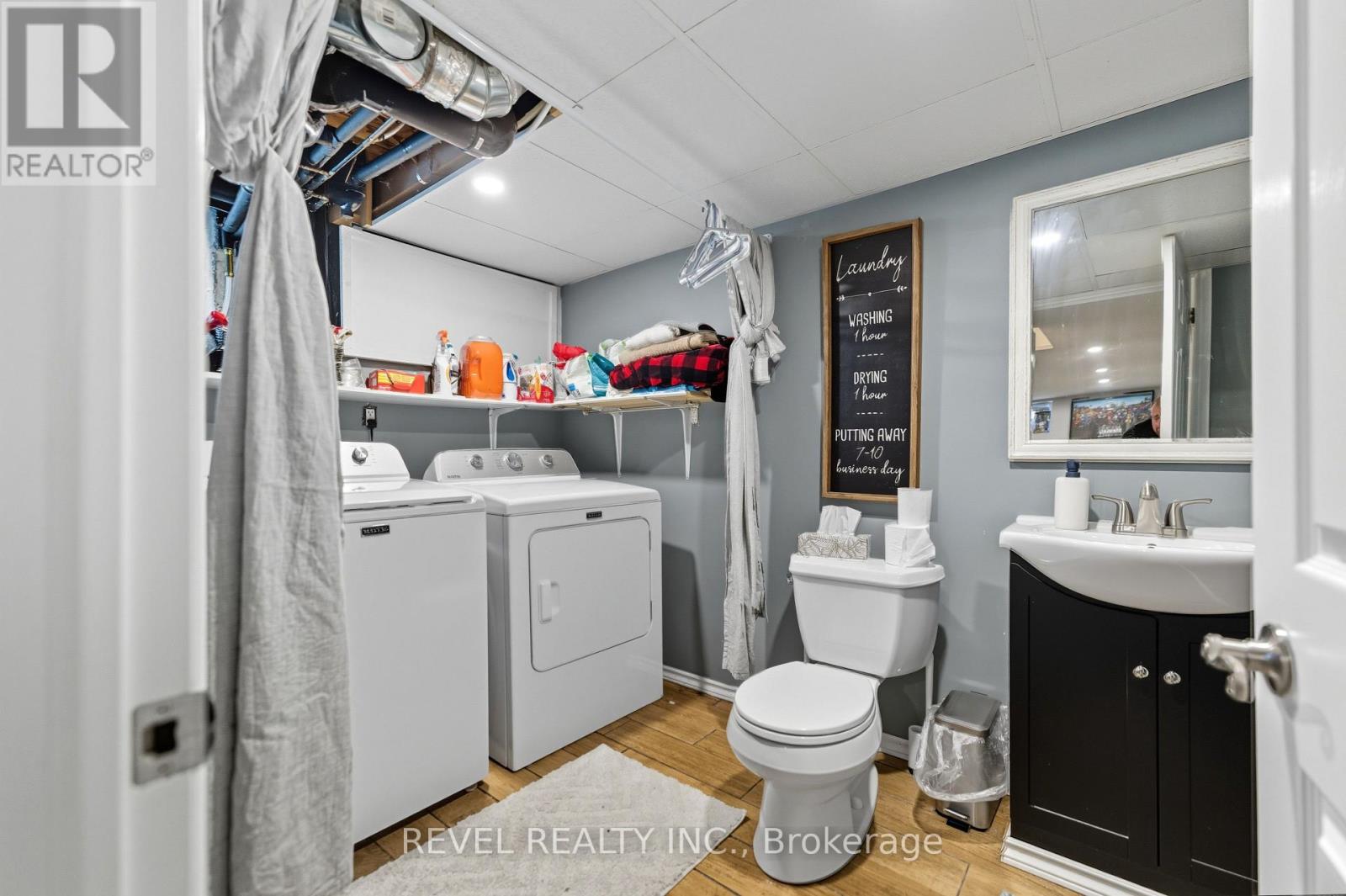 207 Auburn Avenue, Hamilton, Ontario  L8K 3B4 - Photo 25 - X12428871