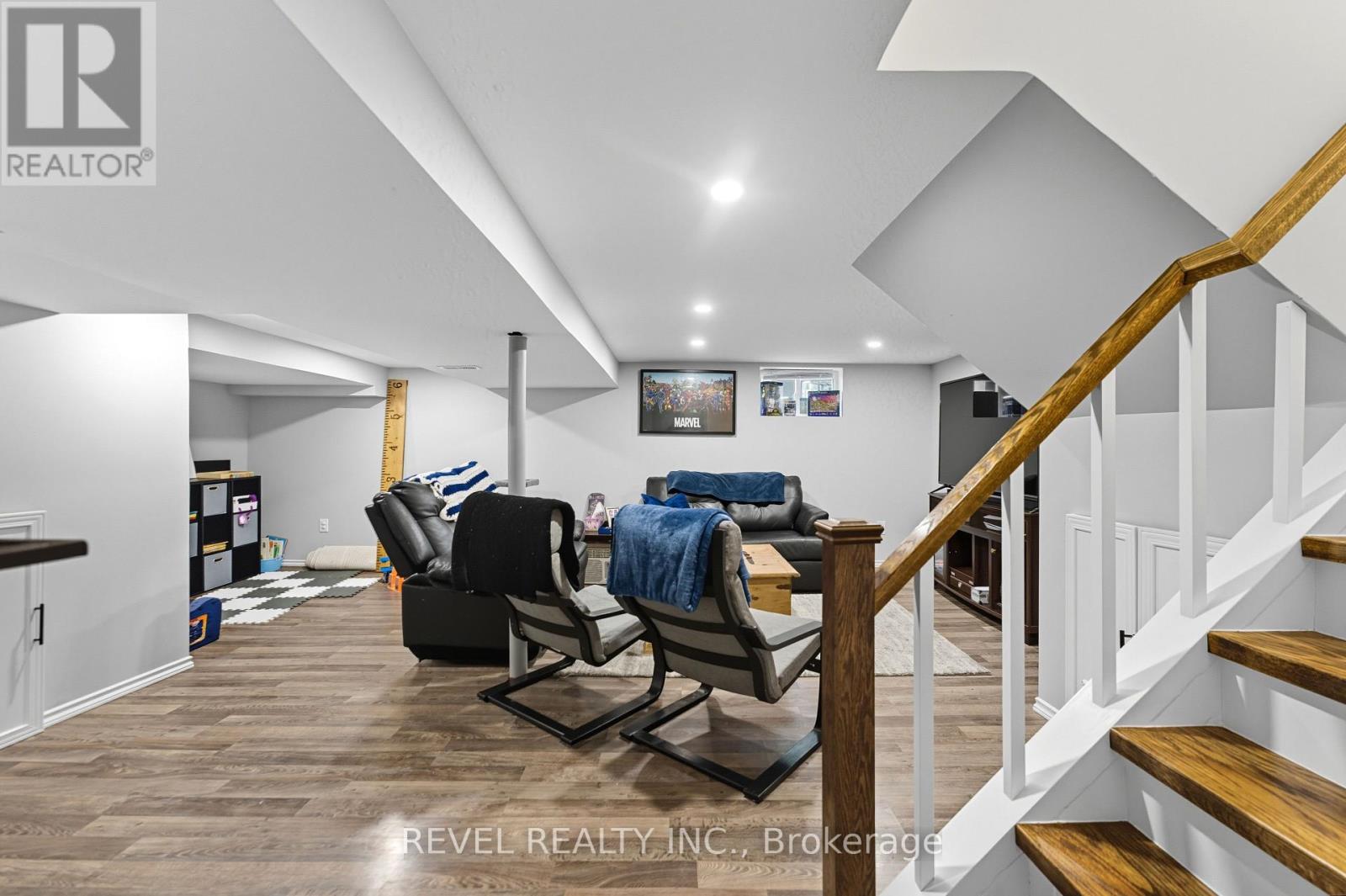 207 Auburn Avenue, Hamilton, Ontario  L8K 3B4 - Photo 27 - X12428871