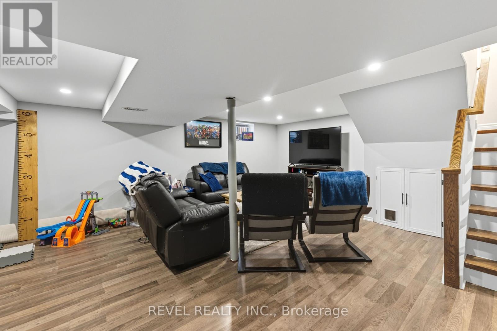 207 Auburn Avenue, Hamilton, Ontario  L8K 3B4 - Photo 28 - X12428871