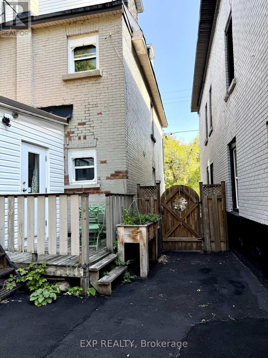 446 Cambridge Street S, Ottawa, Ontario  K1S 4H7 - Photo 18 - X12402102