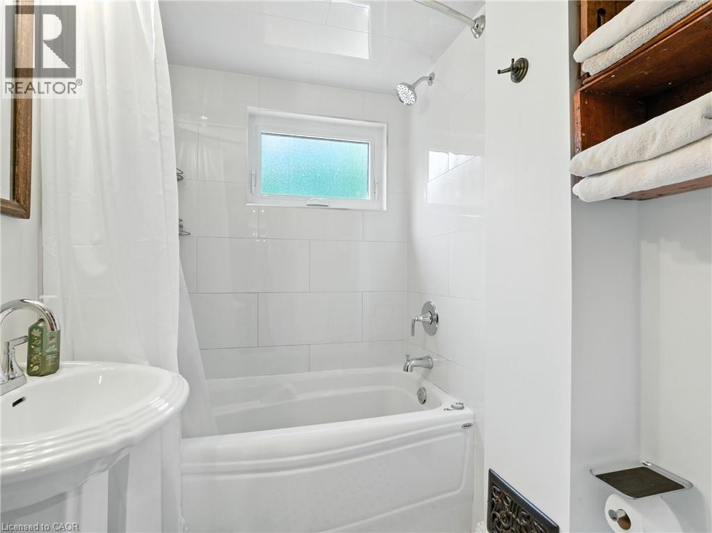 284 Cumberland Avenue, Hamilton, Ontario  L8M 2A1 - Photo 24 - 40770216