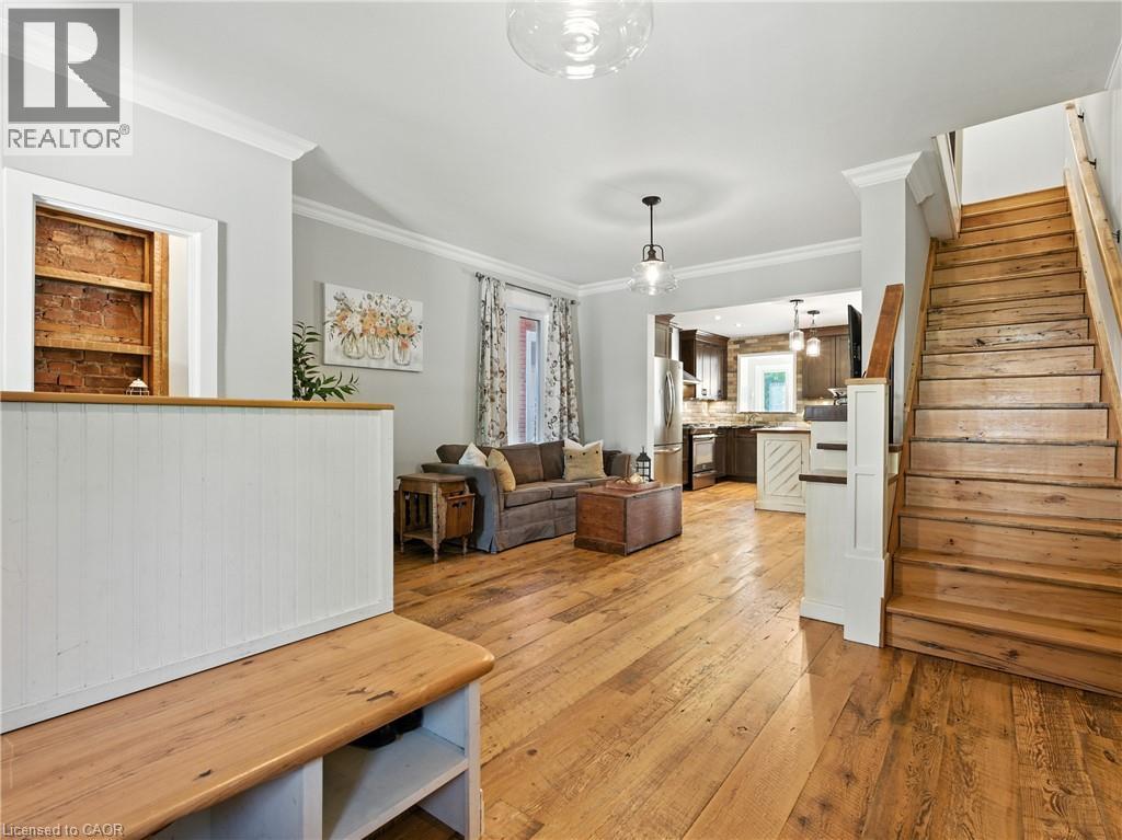 284 Cumberland Avenue, Hamilton, Ontario  L8M 2A1 - Photo 4 - 40770216
