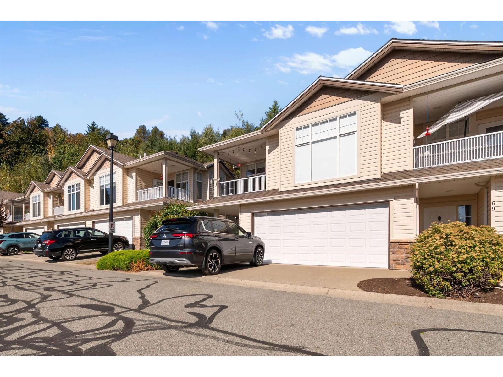 70 8590 Sunrise Drive, Chilliwack Mountain, Chilliwack, British Columbia  V2R 3Z4 - Photo 2 - R3048163