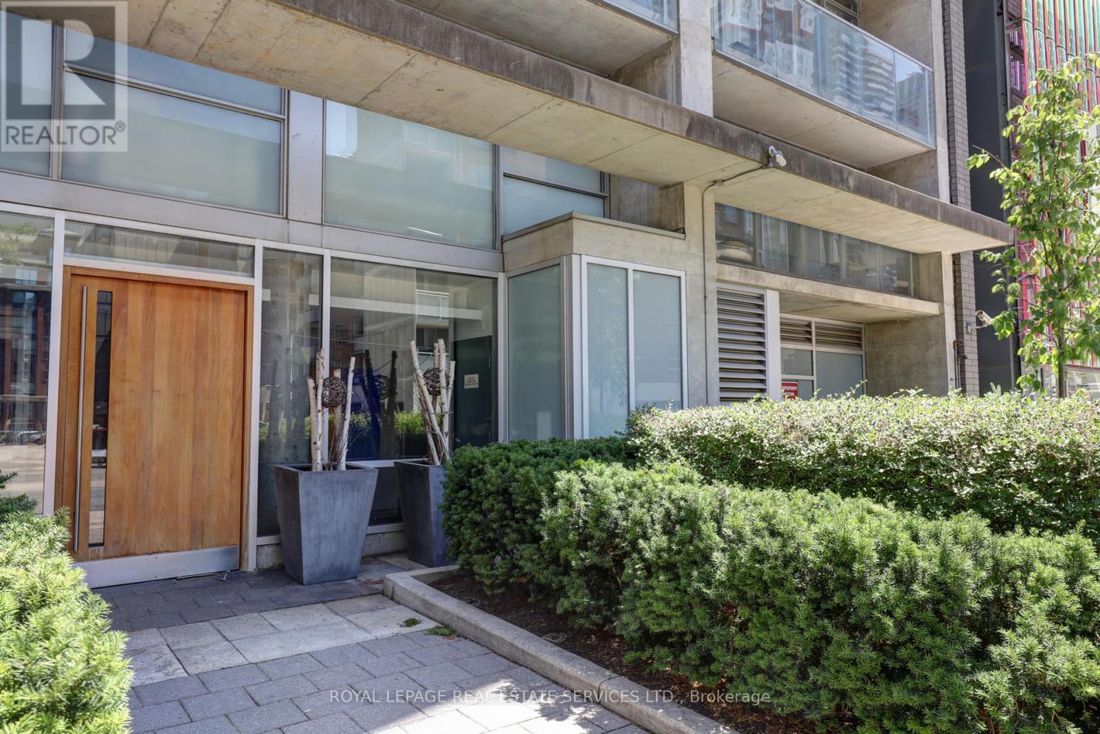 804 - 169 John Street, Toronto, Ontario  M5T 1X3 - Photo 5 - C12378674