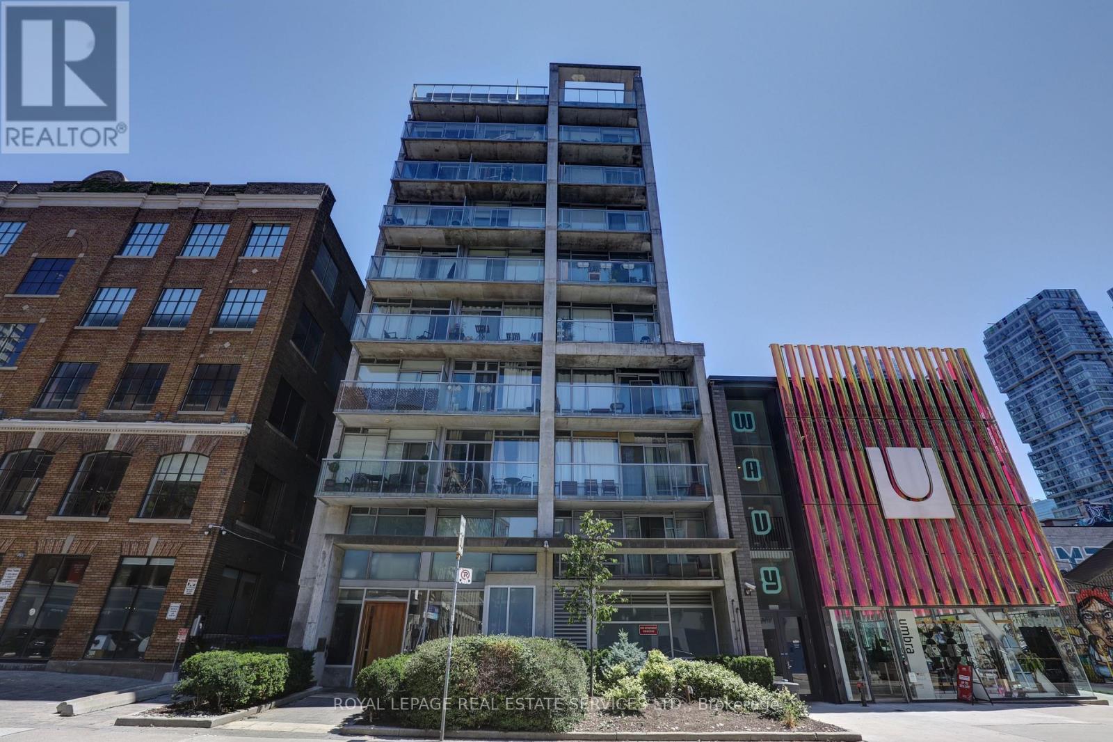804 - 169 John Street, Toronto, Ontario  M5T 1X3 - Photo 3 - C12378674