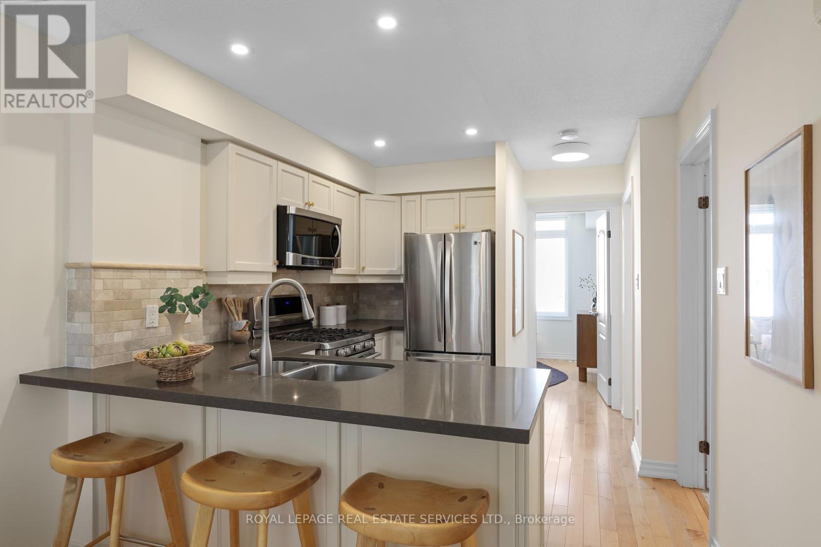 1204 - 12 Sudbury Street, Toronto, Ontario  M6J 3W7 - Photo 10 - C12408484