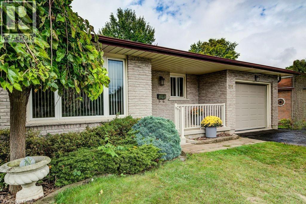 291 Biehn Drive, Kitchener, Ontario  N2R 1B6 - Photo 1 - 40771065