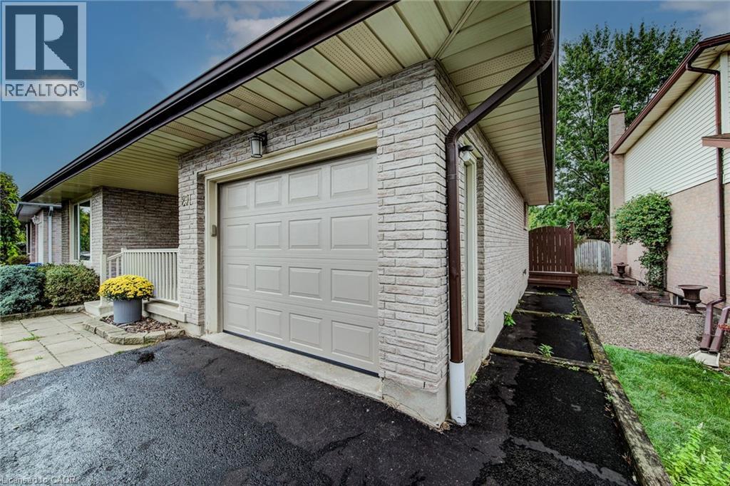 291 Biehn Drive, Kitchener, Ontario  N2R 1B6 - Photo 3 - 40771065