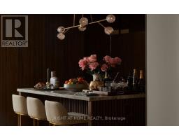 37 RIPPLETON ROAD, Toronto, Ontario