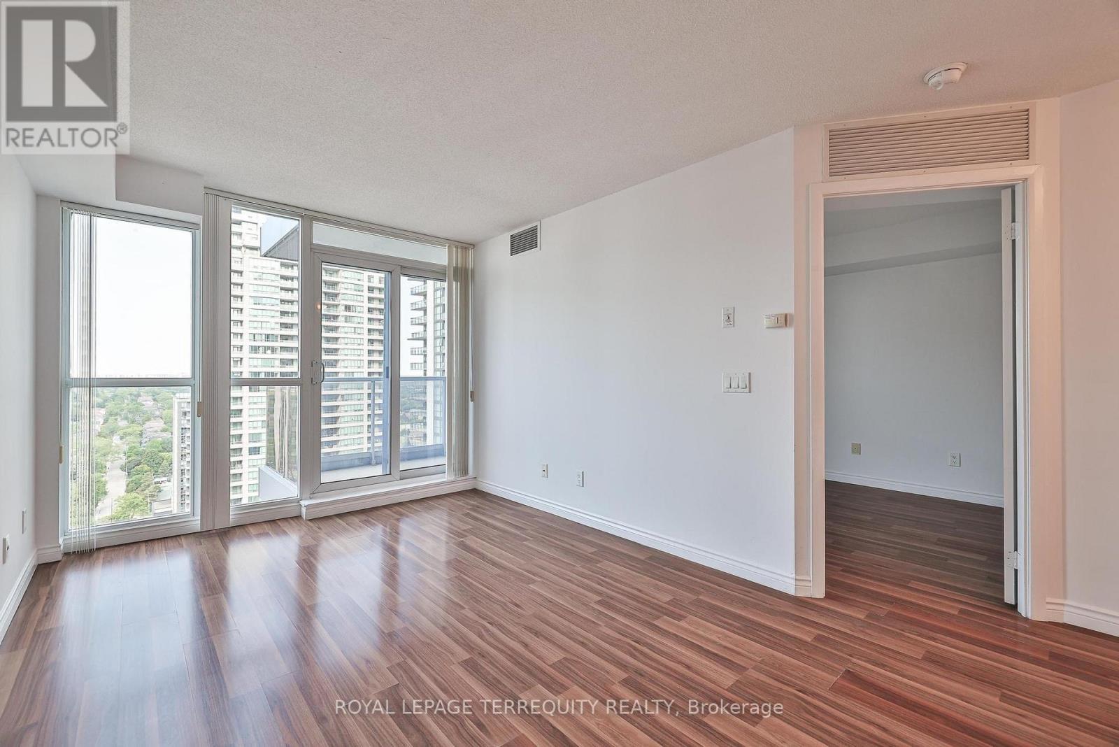 2706 - 4968 Yonge Street, Toronto, Ontario  M2N 7G9 - Photo 17 - C12428968