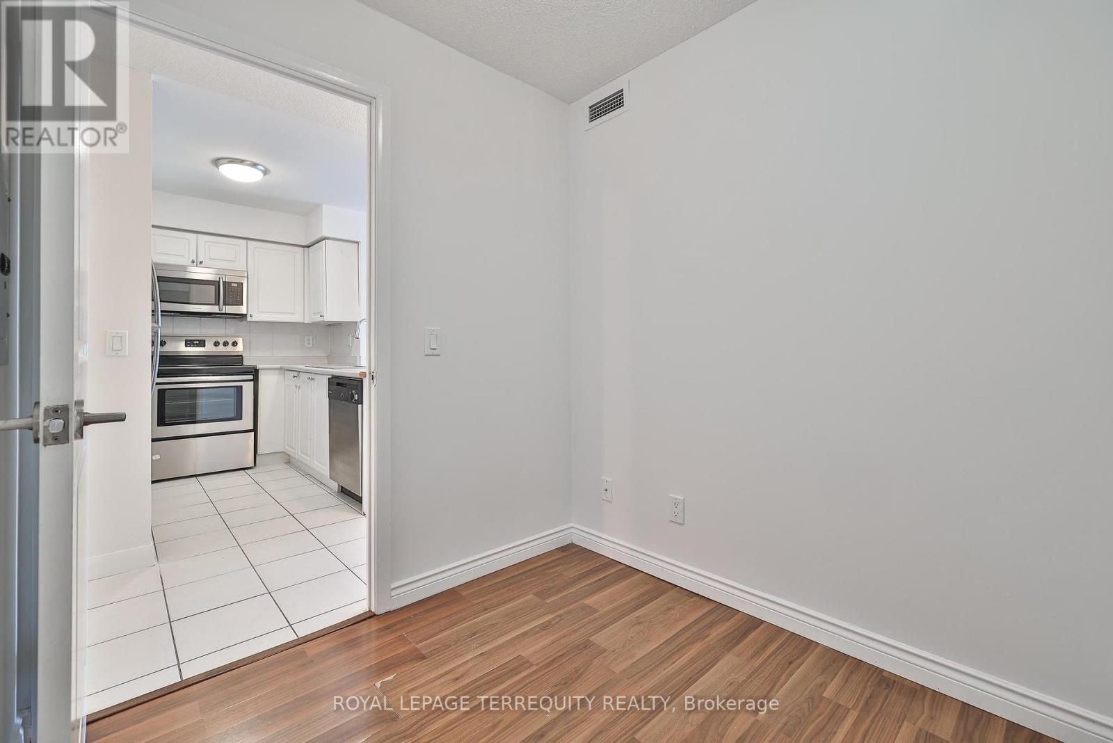 2706 - 4968 Yonge Street, Toronto, Ontario  M2N 7G9 - Photo 29 - C12428968