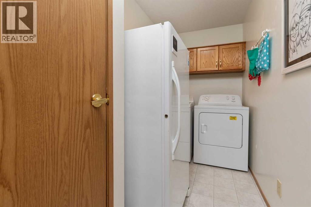 3914 56a Street, Camrose, Alberta  T4V 4L1 - Photo 13 - A2254271