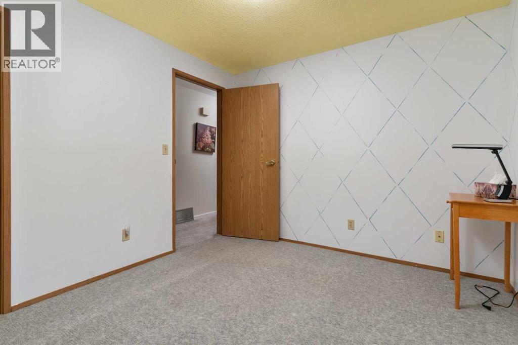 3914 56a Street, Camrose, Alberta  T4V 4L1 - Photo 18 - A2254271