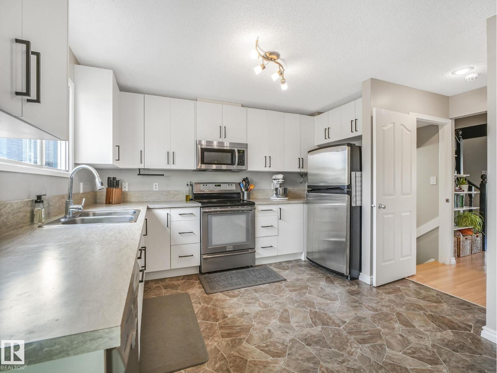 3515 42 Av Nw, Edmonton, Alberta  T6L 5C7 - Photo 18 - E4459664