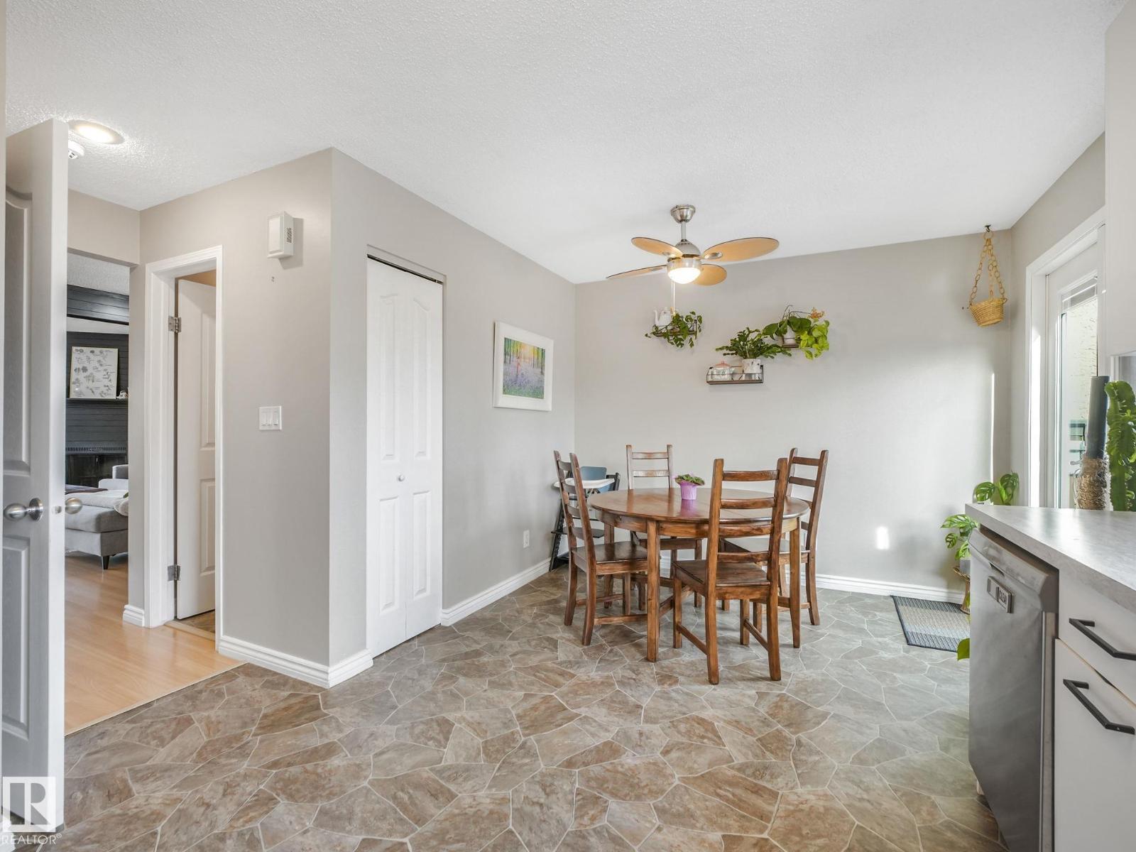 3515 42 Av Nw, Edmonton, Alberta  T6L 5C7 - Photo 19 - E4459664