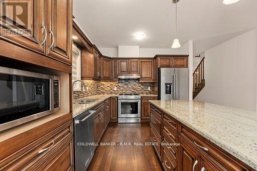 60 Alcorn Drive, Kawartha Lakes, Ontario  K9V 0M7 - Photo 7 - X12429069