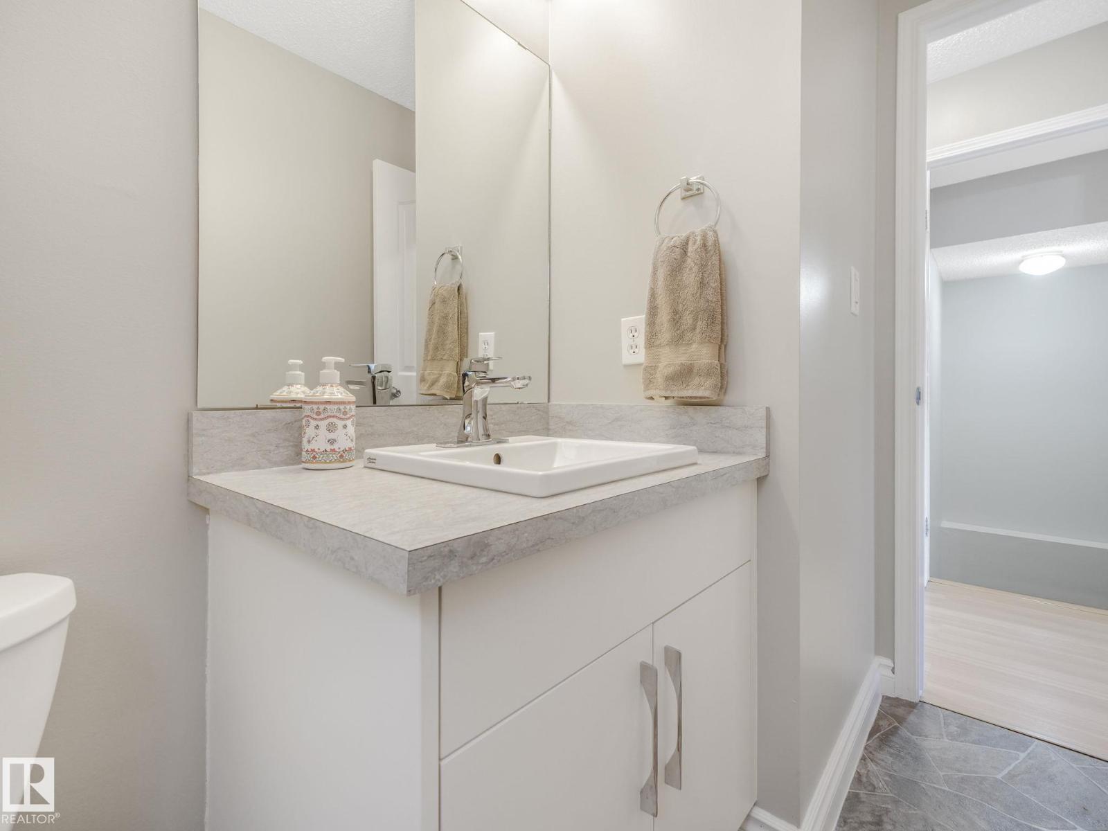 3515 42 Av Nw, Edmonton, Alberta  T6L 5C7 - Photo 14 - E4459664