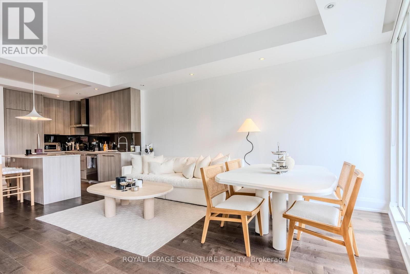 305 - 88 Davenport Road, Toronto, Ontario  M5R 0A5 - Photo 12 - C12428205