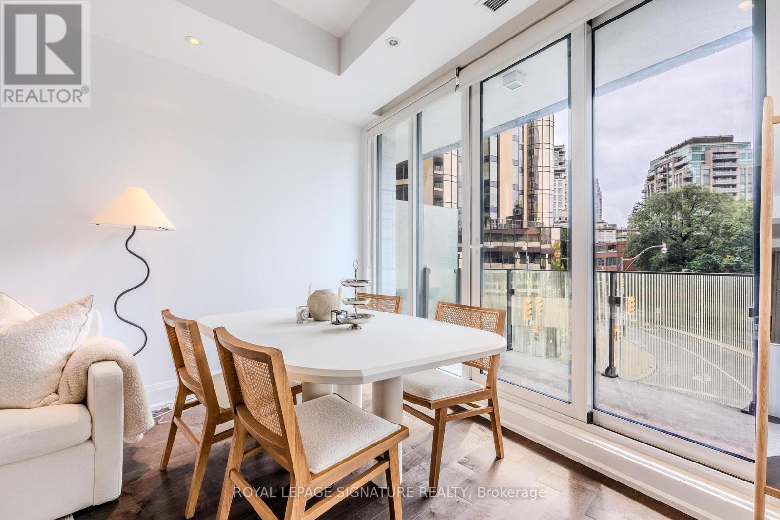 305 - 88 Davenport Road, Toronto, Ontario  M5R 0A5 - Photo 10 - C12428205