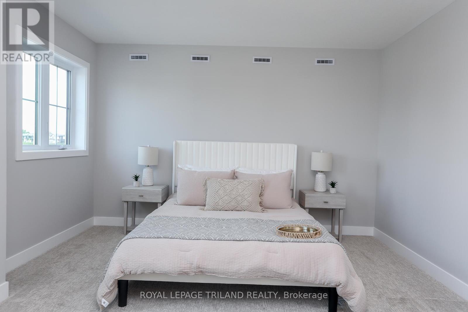 134 Manor Road, St. Thomas, Ontario  N5R 0R3 - Photo 24 - X12429123