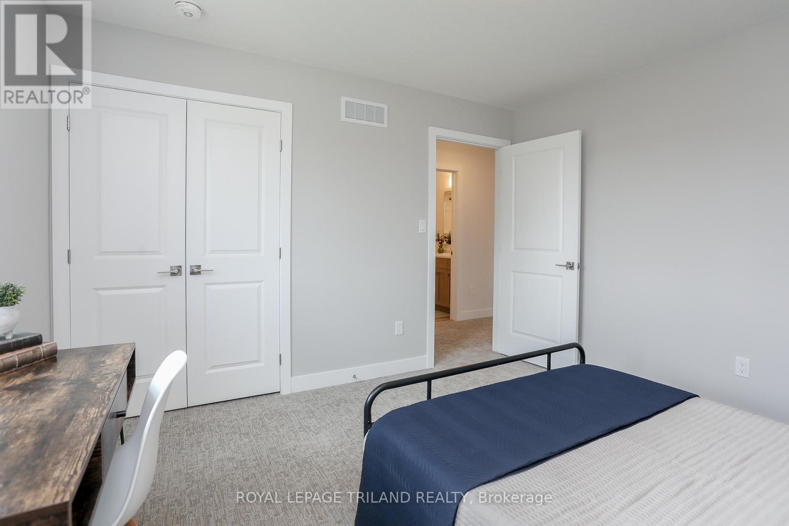 134 Manor Road, St. Thomas, Ontario  N5R 0R3 - Photo 34 - X12429123