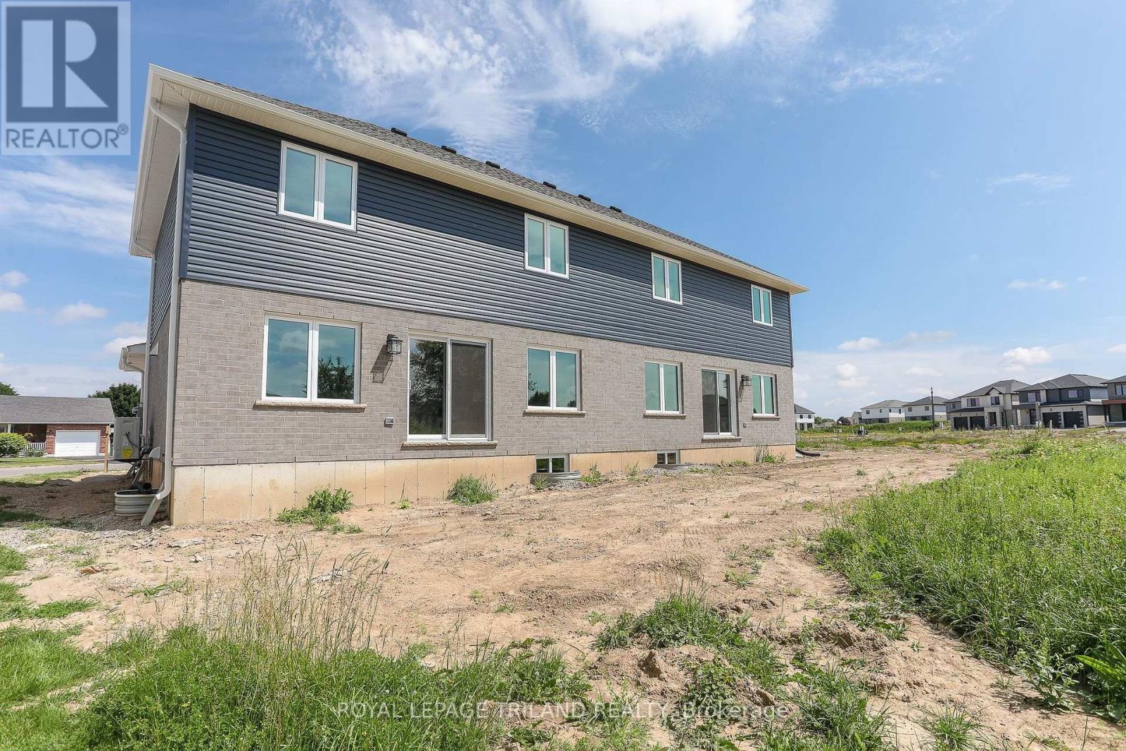 134 Manor Road, St. Thomas, Ontario  N5R 0R3 - Photo 48 - X12429123