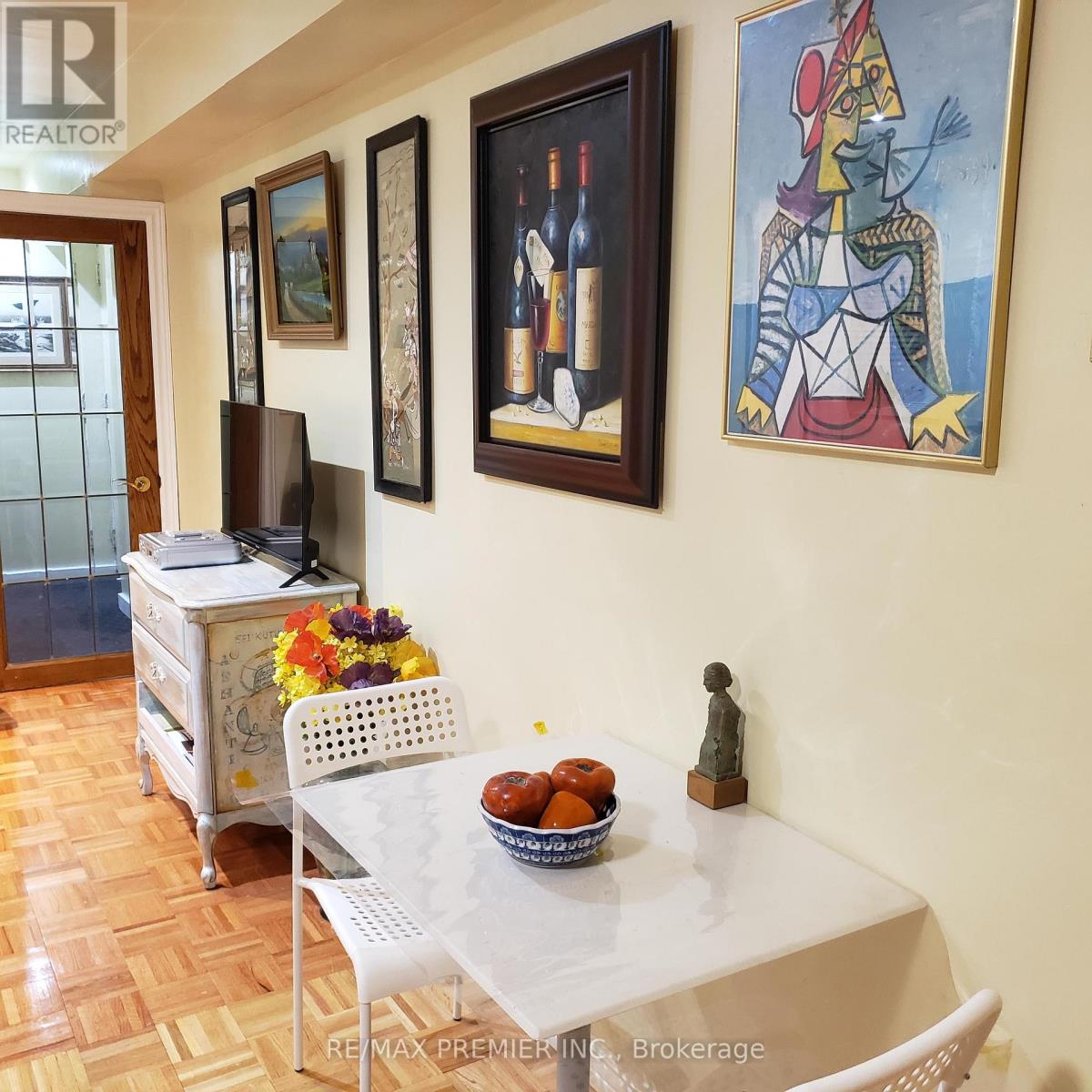 28 Rotary Drive, Toronto, Ontario  M1B 2J1 - Photo 4 - E12428967