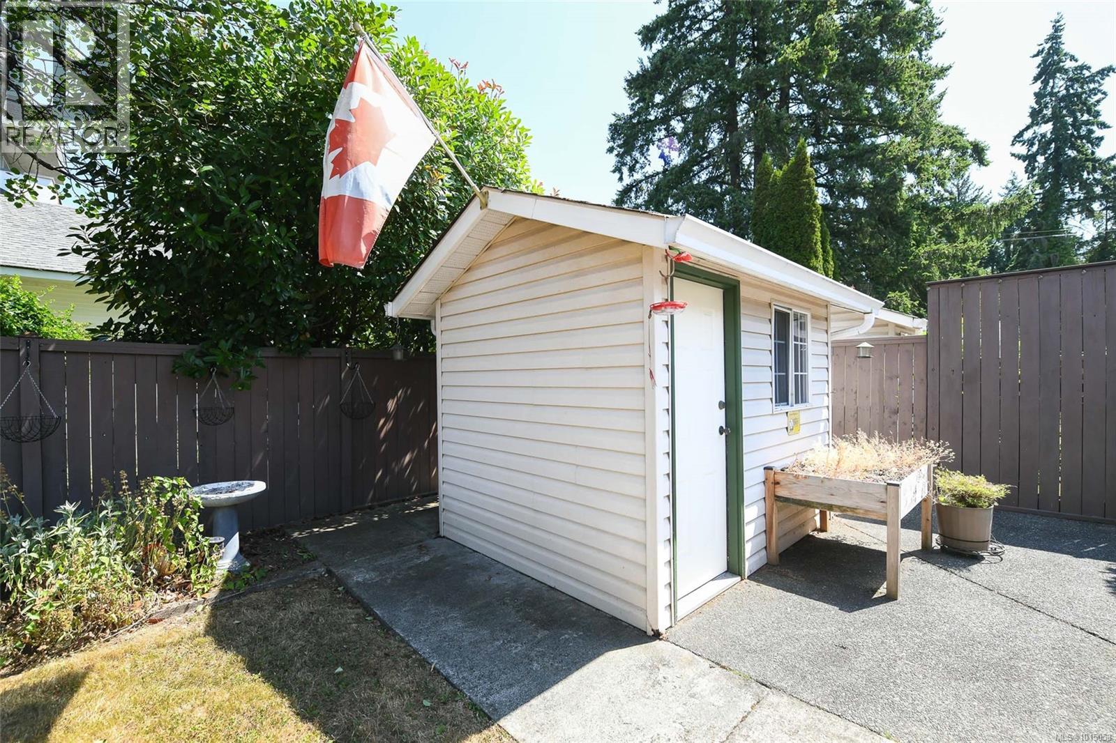 B 1250 Stewart Ave, Courtenay, British Columbia  V9N 3H4 - Photo 6 - 1015053