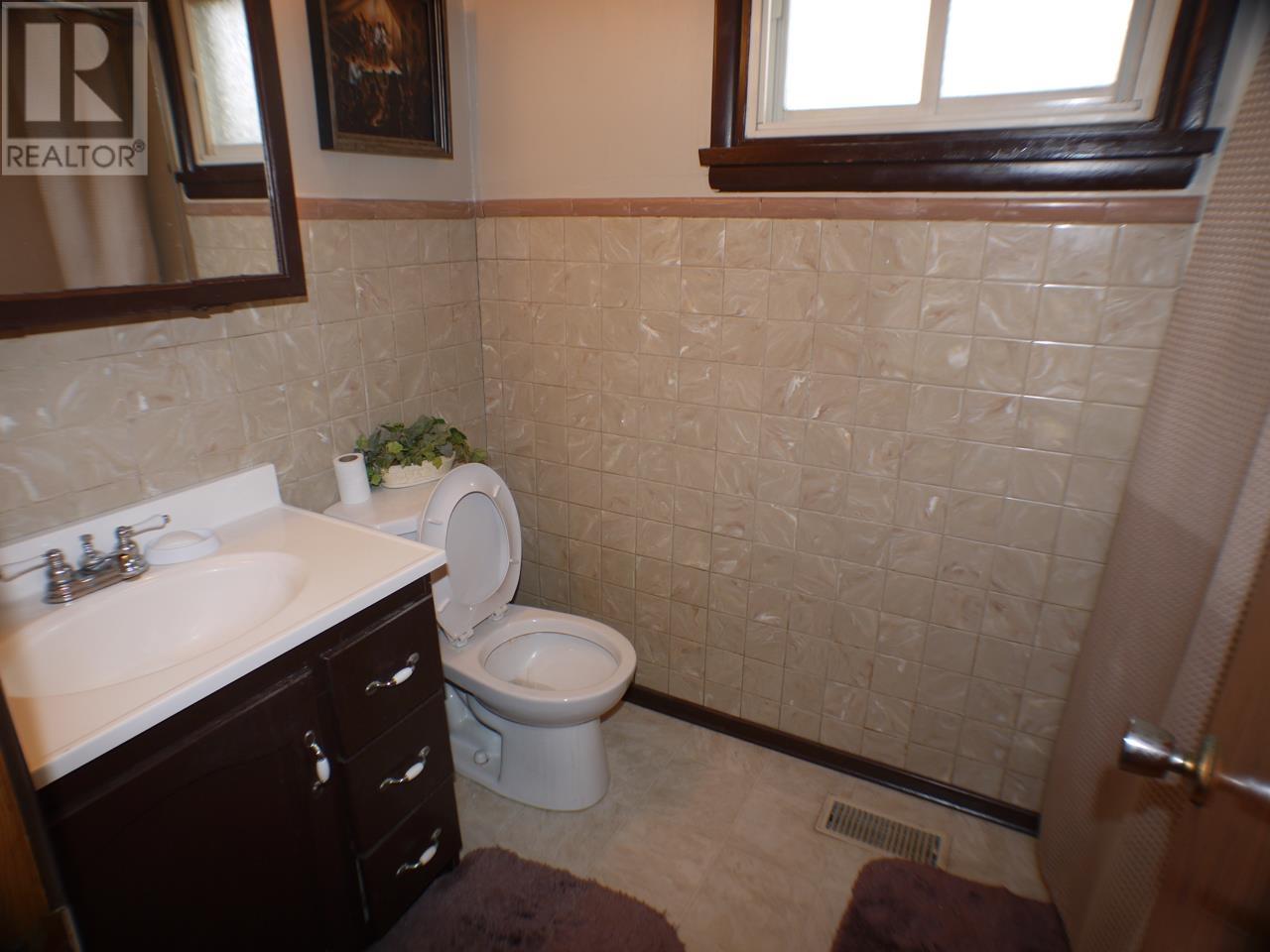 230 Pitt Ave, Dryden, Ontario  P8N 2E6 - Photo 14 - TB252871