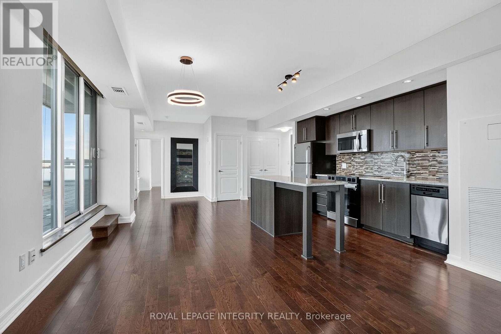 1113 - 238 Besserer Street, Ottawa, Ontario  K1N 6B1 - Photo 11 - X12429090