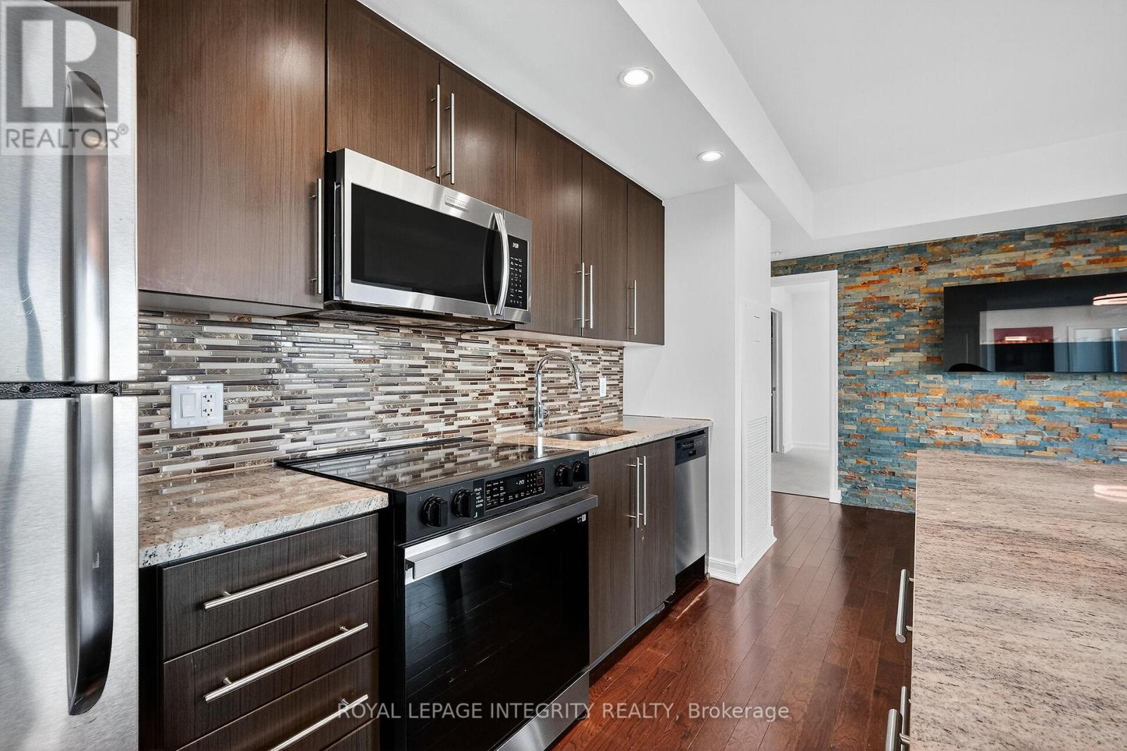 1113 - 238 Besserer Street, Ottawa, Ontario  K1N 6B1 - Photo 18 - X12429090