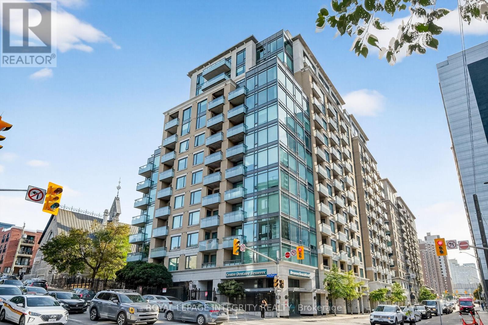 1113 - 238 Besserer Street, Ottawa, Ontario  K1N 6B1 - Photo 2 - X12429090