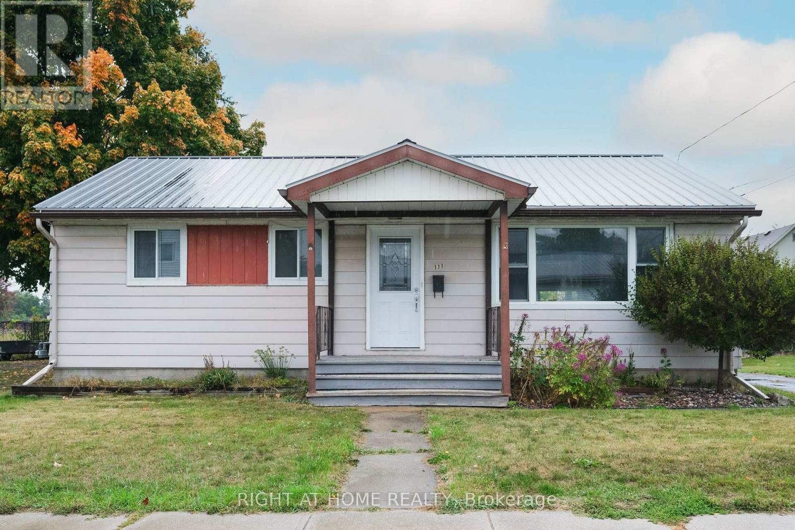 111 LANDRIGAN STREET, Arnprior, Ontario