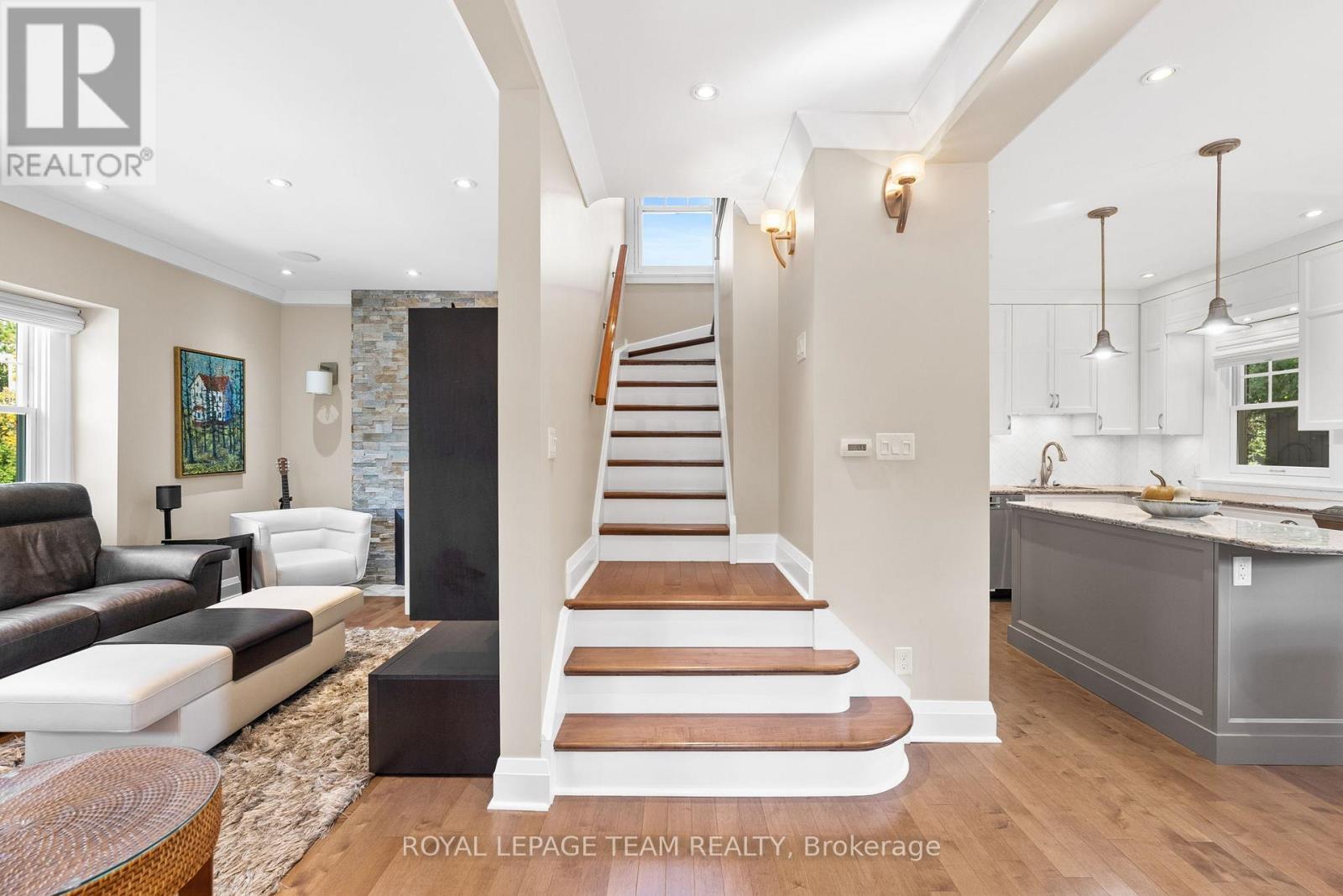 175 Springfield Road, Ottawa, Ontario  K1M 1C4 - Photo 12 - X12429119