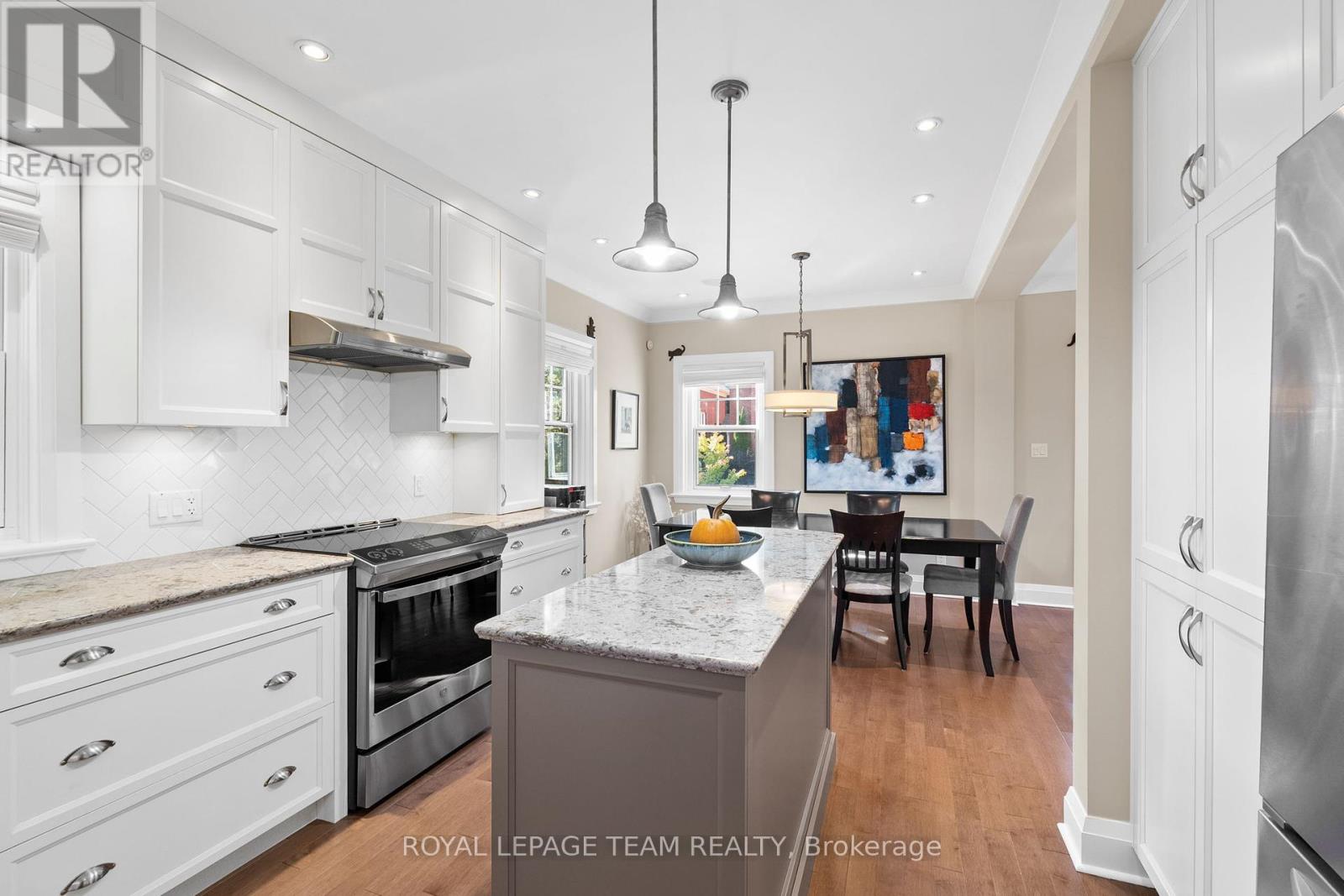 175 Springfield Road, Ottawa, Ontario  K1M 1C4 - Photo 4 - X12429119