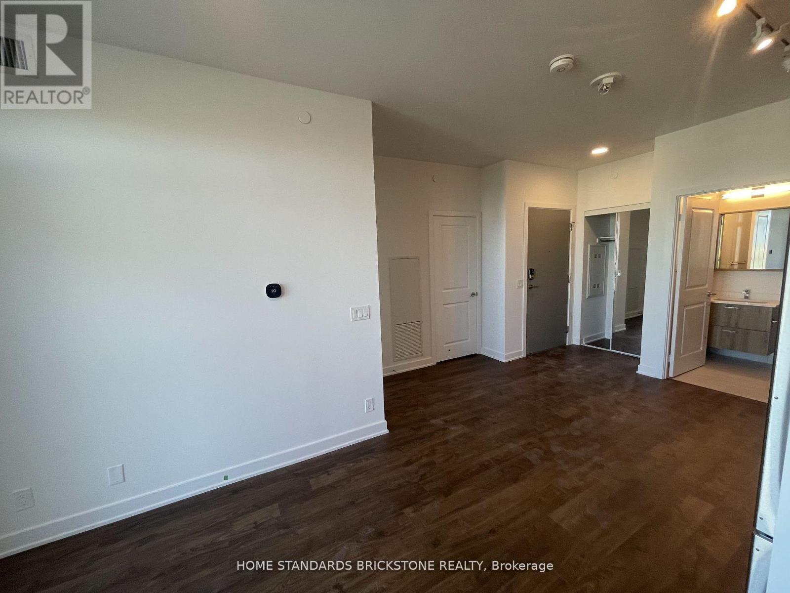 2007 - 50 Upper Mall Way N, Vaughan, Ontario  L4J 0L8 - Photo 13 - N12428927