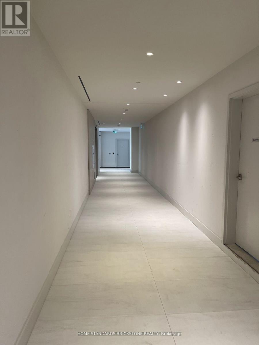 2007 - 50 Upper Mall Way N, Vaughan, Ontario  L4J 0L8 - Photo 2 - N12428927