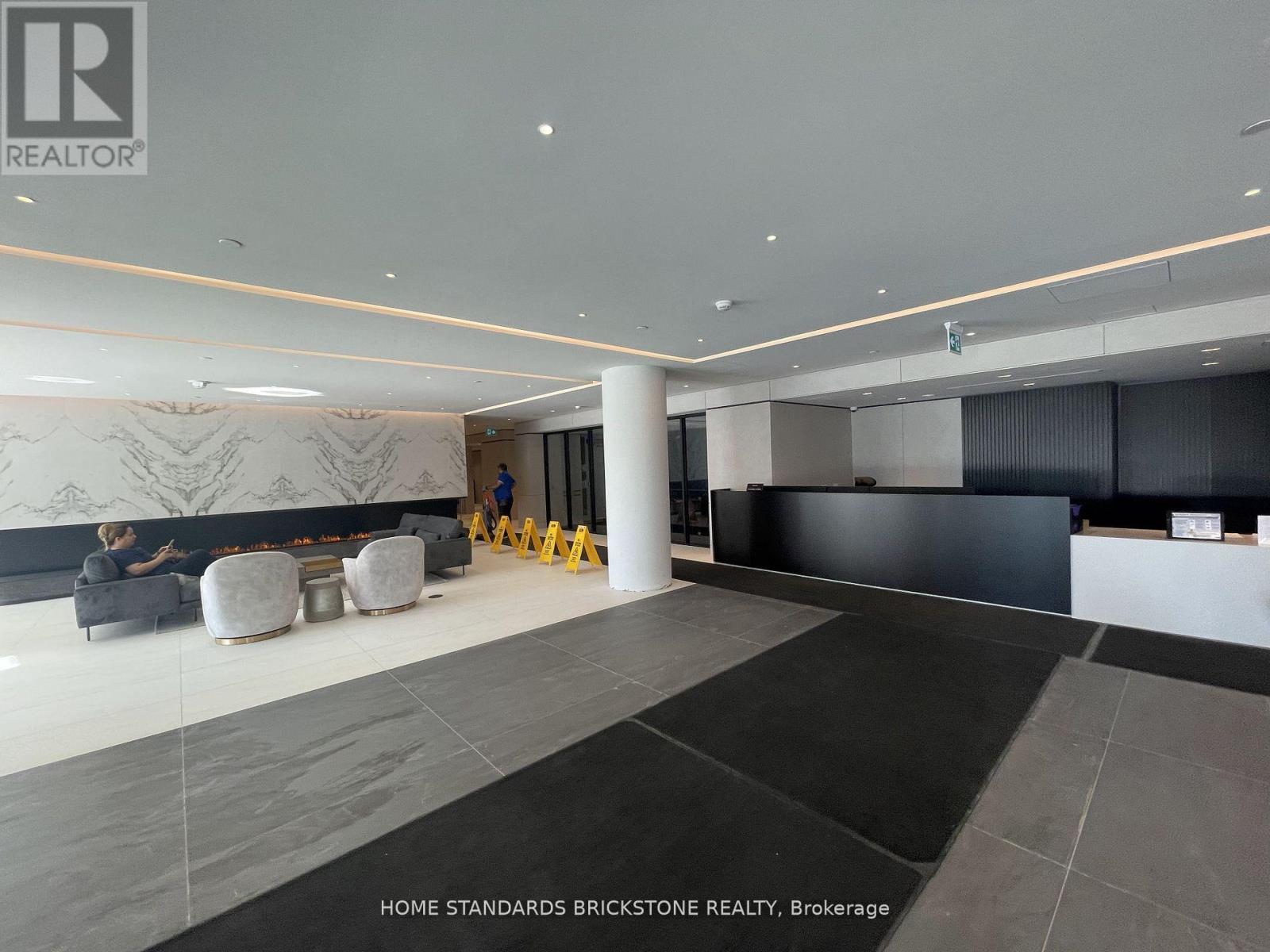 2007 - 50 Upper Mall Way N, Vaughan, Ontario  L4J 0L8 - Photo 8 - N12428927