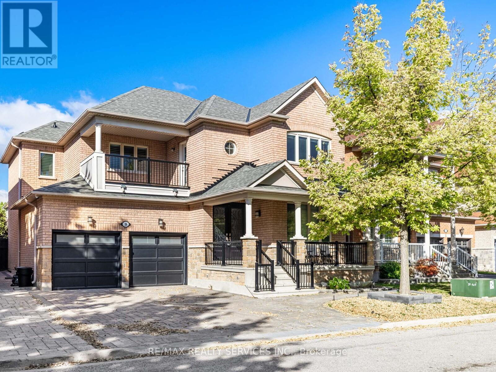 28 Siena Drive, Vaughan, Ontario  L4H 3K2 - Photo 1 - N12428934